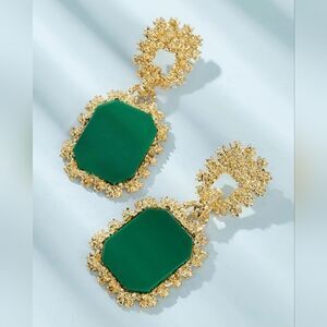 NWT Shein Gold & Green Dangling Earrings